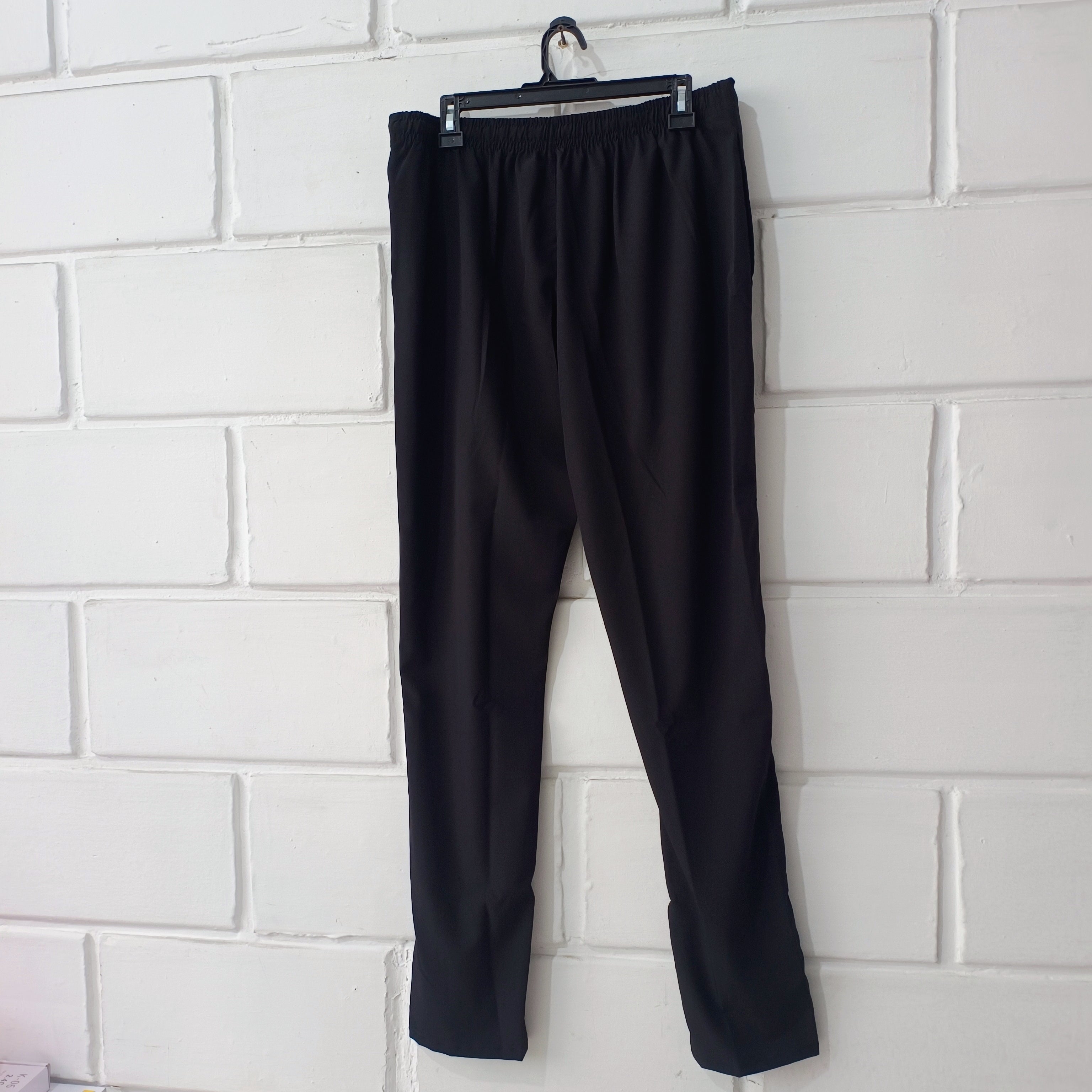 Jogger Liso Wilson Hombre Negro Talla M